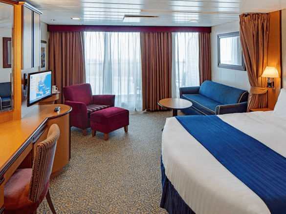 RCI Serenade of the Seas Junior Suite.png